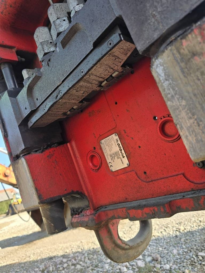 OilQuick OQ70-55 Quick Coupler - 퀵 커플러 : 사진 2 OilQuick OQ70-55 Quick Coupler - 퀵 커플러 : 사진 2