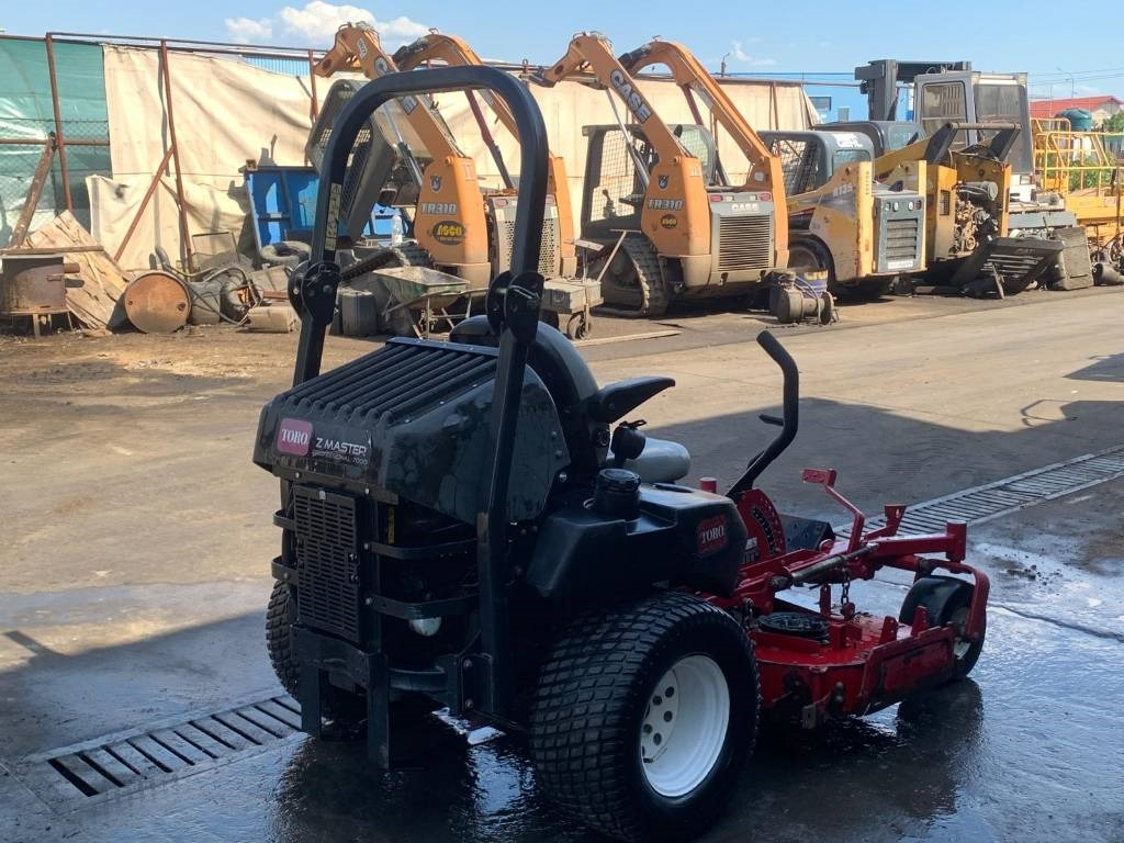Toro Z MASTER PROFESSIONAL 7000 - 정원 모어 : 사진 4 Toro Z MASTER PROFESSIONAL 7000 - 정원 모어 : 사진 4