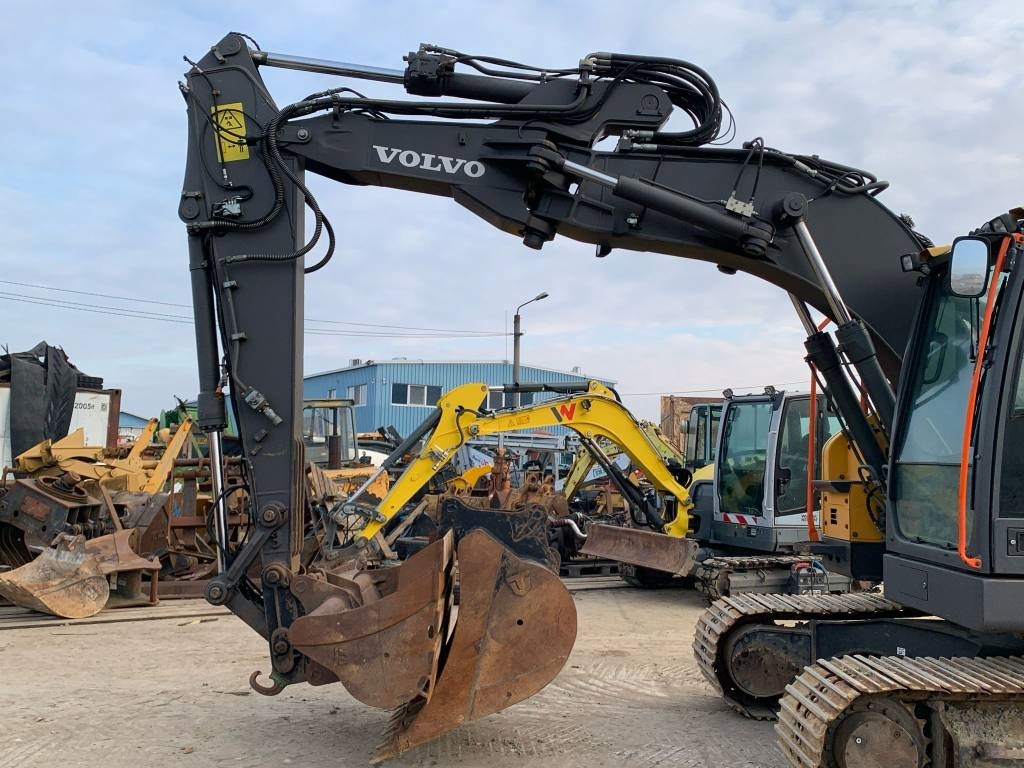 Volvo ECR145EL - 크롤러 굴삭기 : 사진 4 Volvo ECR145EL - 크롤러 굴삭기 : 사진 4