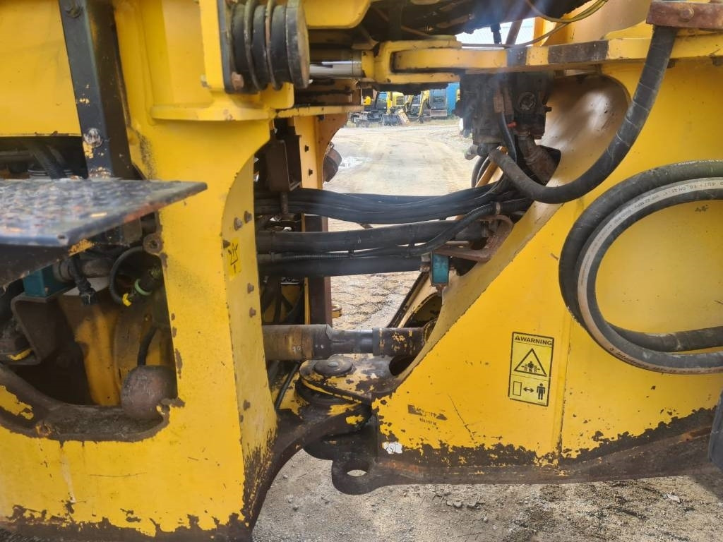 Volvo L 120 E - 휠 로더 : 사진 4 Volvo L 120 E - 휠 로더 : 사진 4