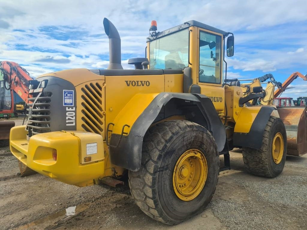 Volvo L 120 E - 휠 로더 : 사진 5 Volvo L 120 E - 휠 로더 : 사진 5