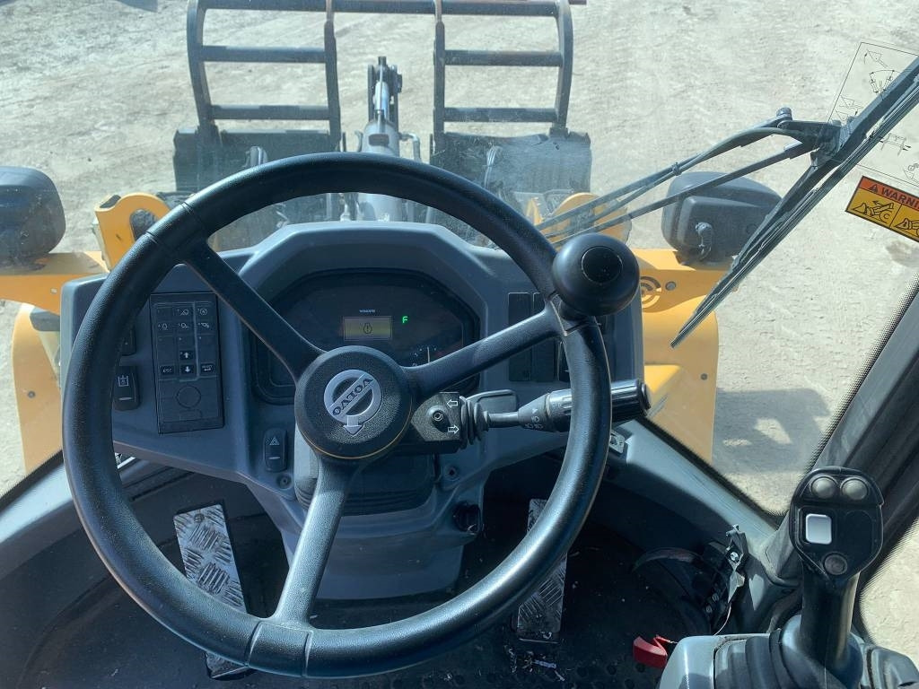 휠 로더 Volvo L 35 G : 사진 12