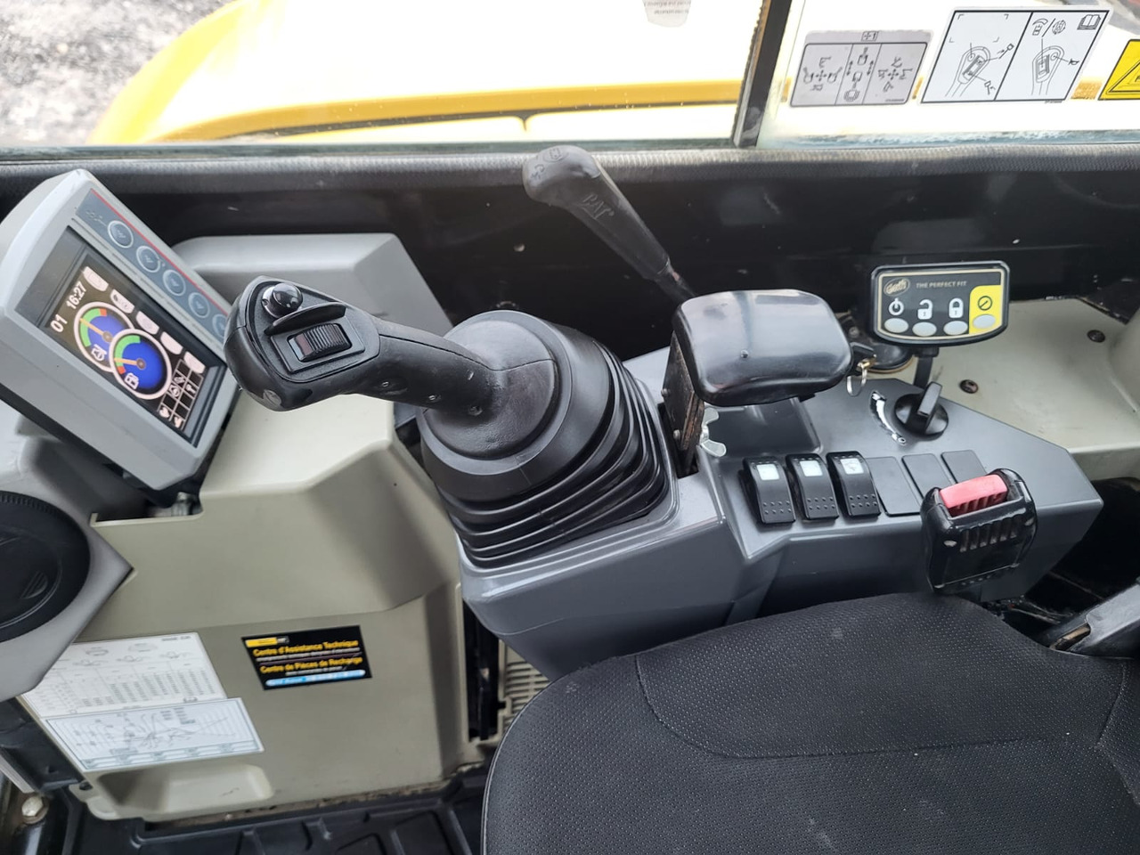 CATERPILLAR 305E CR - 미니 굴삭기 : 사진 3 CATERPILLAR 305E CR - 미니 굴삭기 : 사진 3