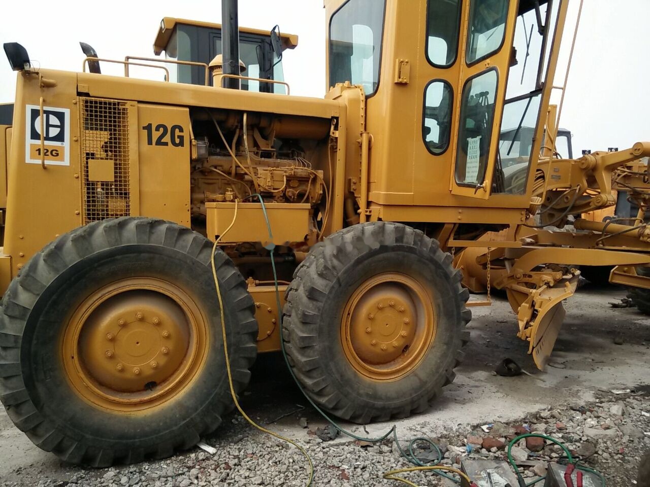 Caterpillar 12G - 그레이더 : 사진 1 Caterpillar 12G - 그레이더 : 사진 1