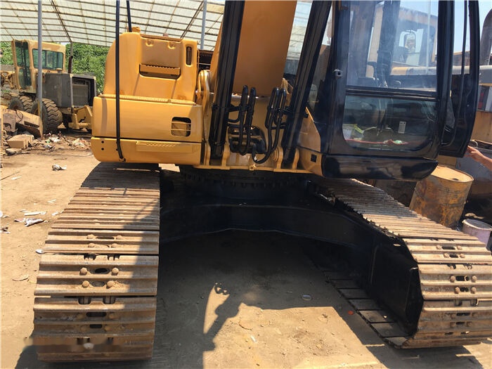 Caterpillar 320CL - 미니 굴삭기 : 사진 4 Caterpillar 320CL - 미니 굴삭기 : 사진 4
