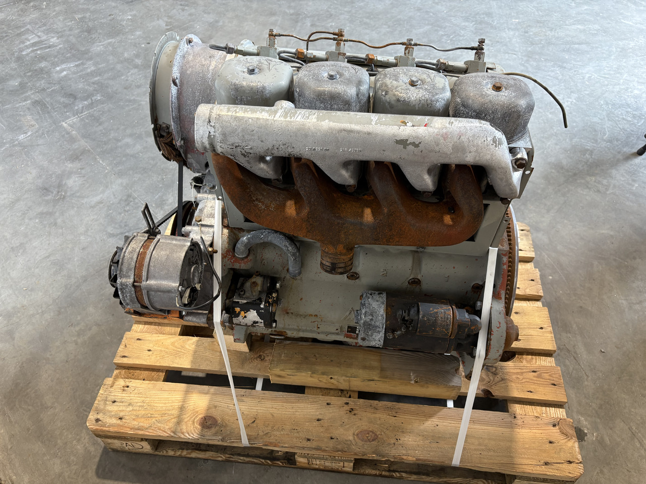 DEUTZ F4L 912 - 엔진 건설기계 용 : 사진 5 DEUTZ F4L 912 - 엔진 건설기계 용 : 사진 5