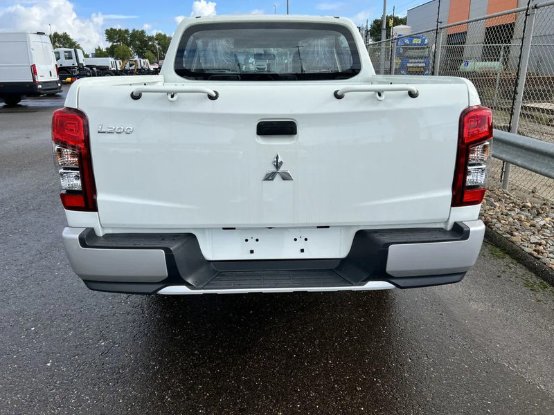 Mitsubishi L200 4x4 - 8 UNITS in WHITE 2.5 D GL Double Cab - EURO 2 - NEW!! Ready for work!!!** - 픽업트럭, 콤비 밴 : 사진 3 Mitsubishi L200 4x4 - 8 UNITS in WHITE 2.5 D GL Double Cab - EURO 2 - NEW!! Ready for work!!!** - 픽업트럭, 콤비 밴 : 사진 3