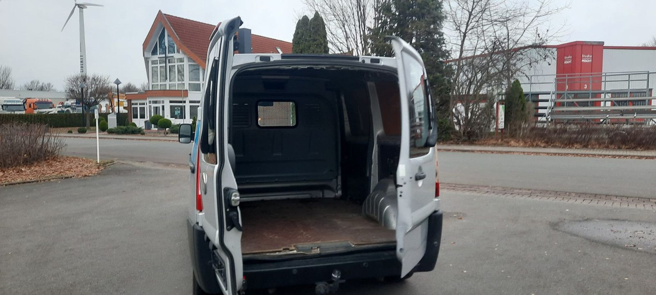 Fiat Scudo Klima 2xSchiebetür - 소형 밴 : 사진 5 Fiat Scudo Klima 2xSchiebetür - 소형 밴 : 사진 5