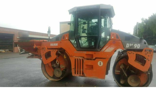 Hamm DV90 VO mit Streuer Klima Deutsche Maschine - 롤러 : 사진 3 Hamm DV90 VO mit Streuer Klima Deutsche Maschine - 롤러 : 사진 3