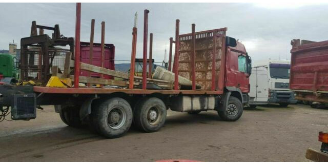 Iveco AD260T450PS 6x4 Blatt Blatt (E:5) - 목재 트럭, 크레인 트럭 : 사진 2 Iveco AD260T450PS 6x4 Blatt Blatt (E:5) - 목재 트럭, 크레인 트럭 : 사진 2