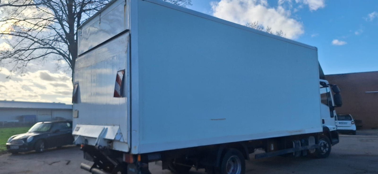 Iveco ML80E18 Koffer LBW - 박스 밴 : 사진 2 Iveco ML80E18 Koffer LBW - 박스 밴 : 사진 2