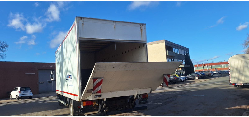 Iveco ML80E18 Koffer LBW - 박스 트럭 : 사진 5 Iveco ML80E18 Koffer LBW - 박스 트럭 : 사진 5