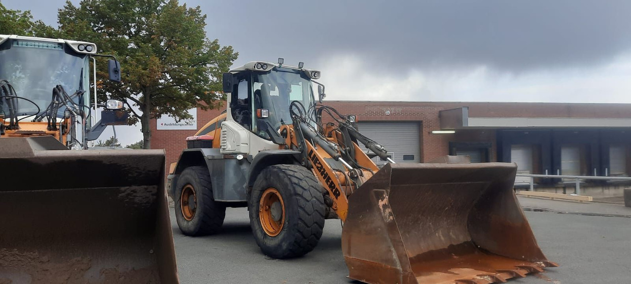 Liebherr L542 1-Hand Reifen:50% Deuschema - 휠 로더 : 사진 4 Liebherr L542 1-Hand Reifen:50% Deuschema - 휠 로더 : 사진 4
