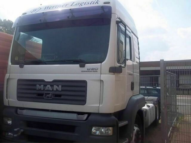 MAN 18.390 SZM G.Haus Klima ZF-Schalter - 트랙터 유닛 : 사진 1 MAN 18.390 SZM G.Haus Klima ZF-Schalter - 트랙터 유닛 : 사진 1