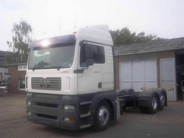MAN 26.390 Fahrgestell Schaltgetriebe - 캡 새시 트럭 : 사진 2 MAN 26.390 Fahrgestell Schaltgetriebe - 캡 새시 트럭 : 사진 2