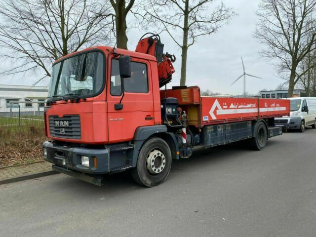 MAN ME18.284 mit Kran Not Aus Hiab 122B - 드롭사이드/ 플랫베드 트럭, 크레인 트럭 : 사진 1 MAN ME18.284 mit Kran Not Aus Hiab 122B - 드롭사이드/ 플랫베드 트럭, 크레인 트럭 : 사진 1