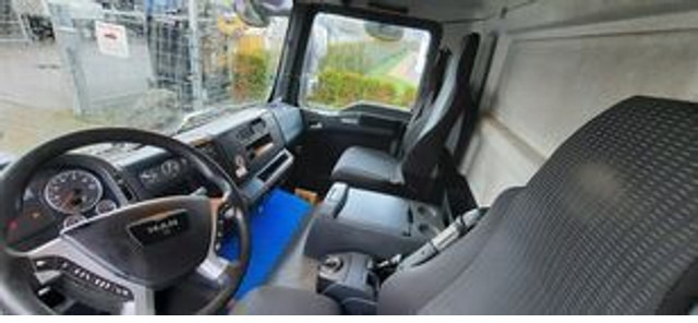 MAN TGM 12.250PS Plane/Spr.mit Anh. 120m3 - 커튼사이더 트럭 : 사진 5 MAN TGM 12.250PS Plane/Spr.mit Anh. 120m3 - 커튼사이더 트럭 : 사진 5