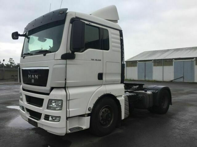 MAN TGX18.440H 4x4 SZM Kipphydraulik - 트랙터 유닛 : 사진 4 MAN TGX18.440H 4x4 SZM Kipphydraulik - 트랙터 유닛 : 사진 4