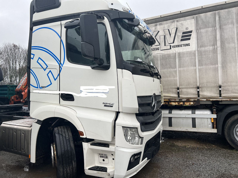 Mercedes-Benz 1842 LS Actros 1-Hand - 트랙터 유닛 : 사진 2 Mercedes-Benz 1842 LS Actros 1-Hand - 트랙터 유닛 : 사진 2