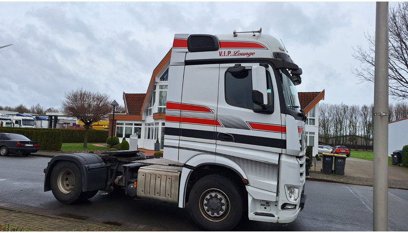 트랙터 유닛 Mercedes-Benz 1845 Arocs 4x4 HD 1-Hand : 사진 8