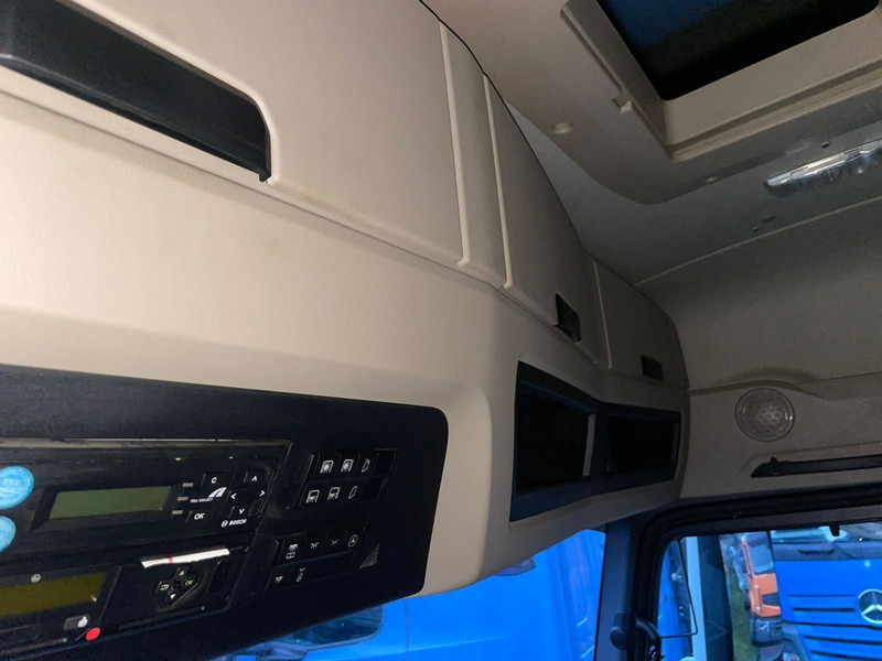 트랙터 유닛 Mercedes-Benz 1845 Arocs 4x4 HD 1-Hand : 사진 9