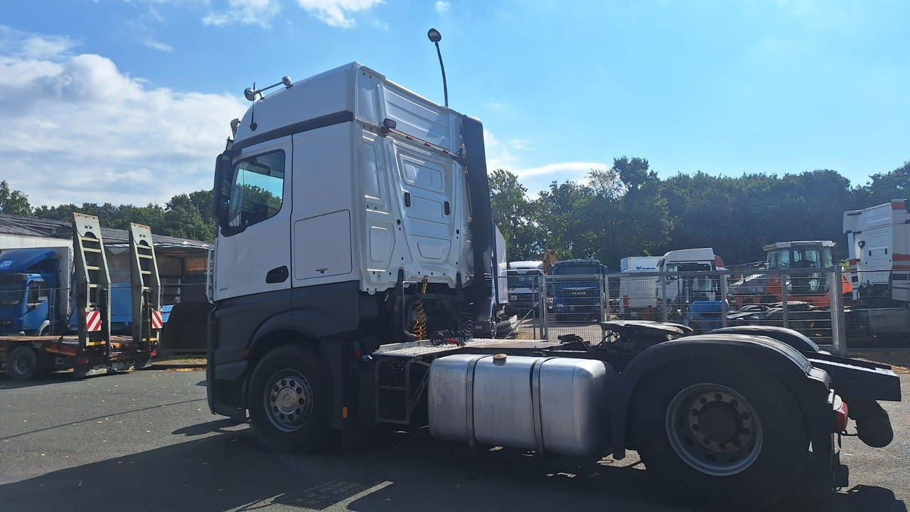 Mercedes-Benz 1851Actros 4 2-Achser SZM - 트랙터 유닛 : 사진 3 Mercedes-Benz 1851Actros 4 2-Achser SZM - 트랙터 유닛 : 사진 3
