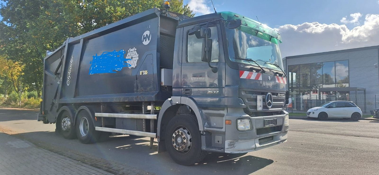 Mercedes-Benz 2632 Müllwgen 6x2 M.Haus Blatt/Luft - 쓰레기차 : 사진 2 Mercedes-Benz 2632 Müllwgen 6x2 M.Haus Blatt/Luft - 쓰레기차 : 사진 2