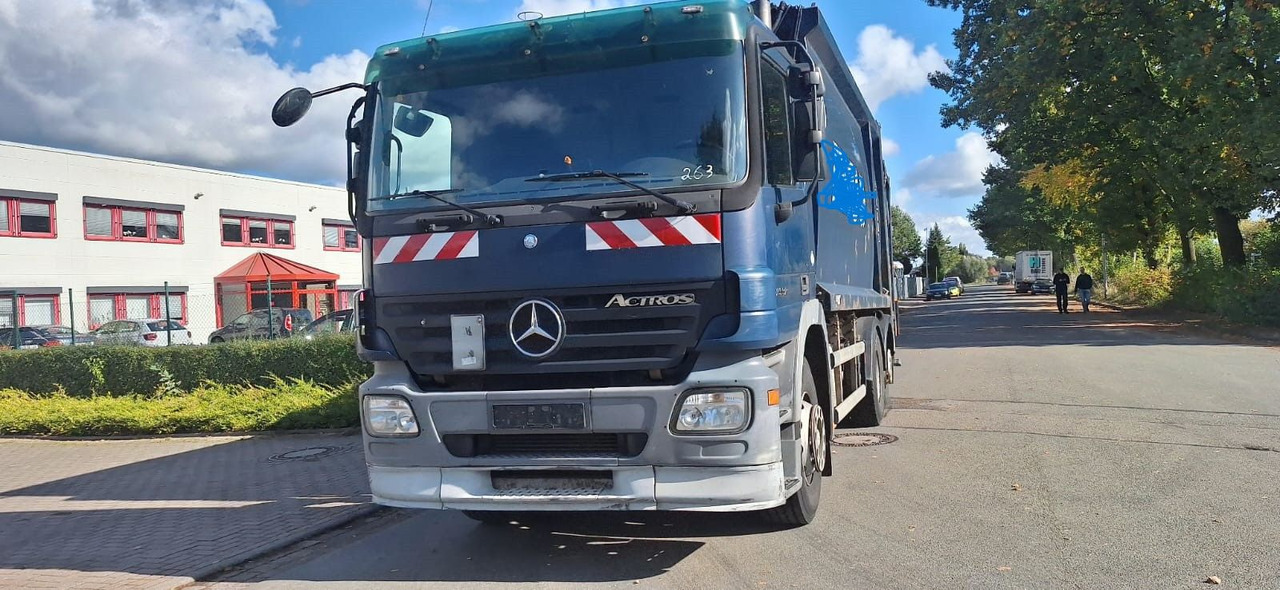 Mercedes-Benz 2632 Müllwgen 6x2 M.Haus Blatt/Luft - 쓰레기차 : 사진 3 Mercedes-Benz 2632 Müllwgen 6x2 M.Haus Blatt/Luft - 쓰레기차 : 사진 3