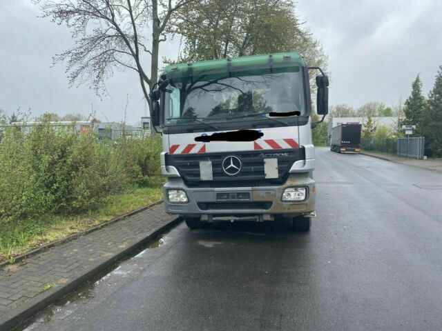 Mercedes-Benz 2641 Absetzer 6x2 Blatt/Luft Klima AHK - 스킵 로더 트럭 : 사진 1 Mercedes-Benz 2641 Absetzer 6x2 Blatt/Luft Klima AHK - 스킵 로더 트럭 : 사진 1
