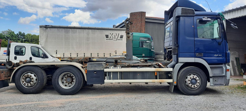 Mercedes-Benz 2641K 6x2 Abroller M-Haus Klima - 후크 리프트 트럭 : 사진 4 Mercedes-Benz 2641K 6x2 Abroller M-Haus Klima - 후크 리프트 트럭 : 사진 4