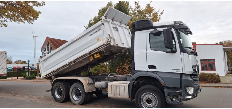 Mercedes-Benz 2648 3348 - 덤프트럭 : 사진 2 Mercedes-Benz 2648 3348 - 덤프트럭 : 사진 2