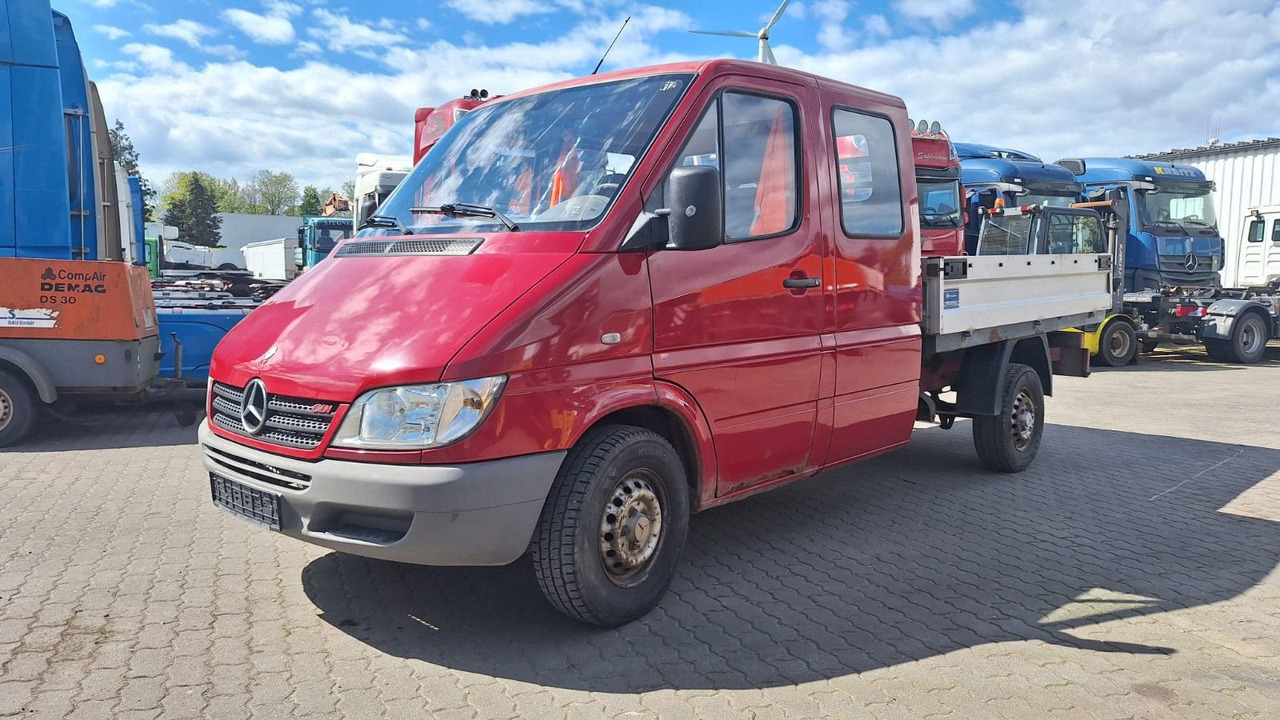Mercedes-Benz 313 Pritsche Doppelkabine - 플랫베드 밴, 콤비 밴 : 사진 2 Mercedes-Benz 313 Pritsche Doppelkabine - 플랫베드 밴, 콤비 밴 : 사진 2