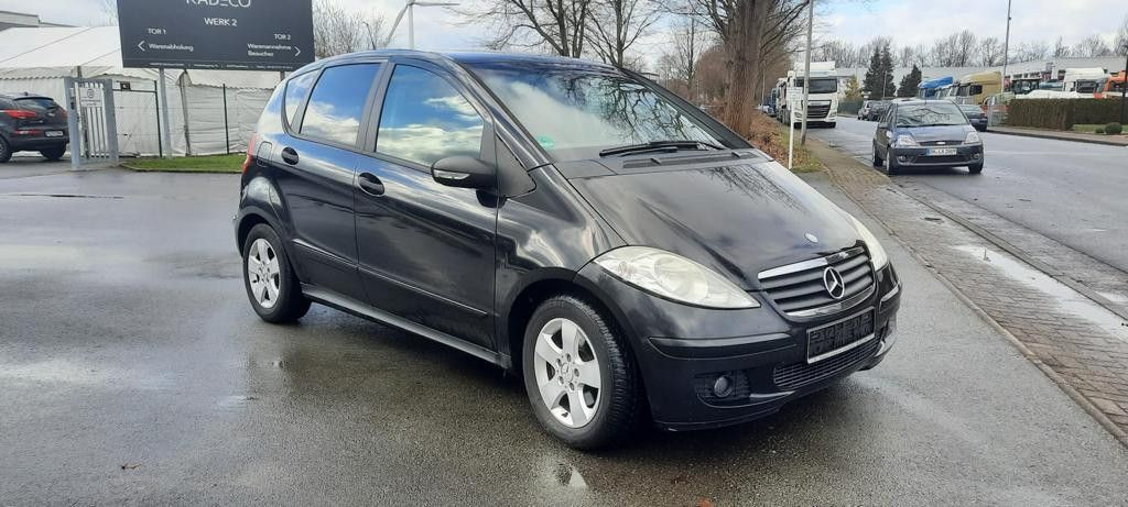 Mercedes-Benz A 180 CDI AVANTGARDE - 세단 : 사진 2 Mercedes-Benz A 180 CDI AVANTGARDE - 세단 : 사진 2