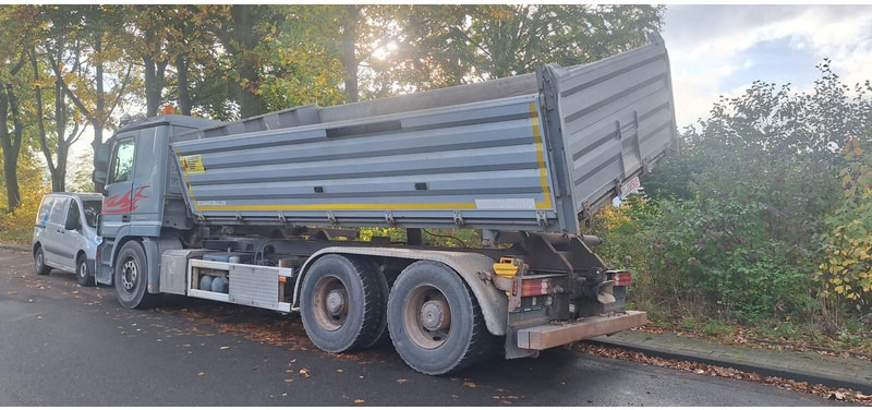 Mercedes-Benz Actros 2651 - 덤프트럭 : 사진 3 Mercedes-Benz Actros 2651 - 덤프트럭 : 사진 3
