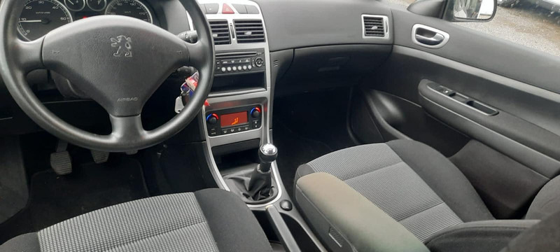 Peugeot 307 Grand Filou - 해치백 : 사진 5 Peugeot 307 Grand Filou - 해치백 : 사진 5