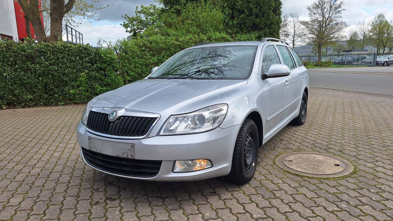 Skoda Octavia - 차량 : 사진 1 Skoda Octavia - 차량 : 사진 1