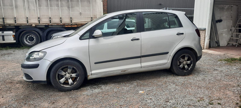 Volkswagen Golf Plus 1.9 TDI DSG DPF Comfortline - 해치백 : 사진 4 Volkswagen Golf Plus 1.9 TDI DSG DPF Comfortline - 해치백 : 사진 4