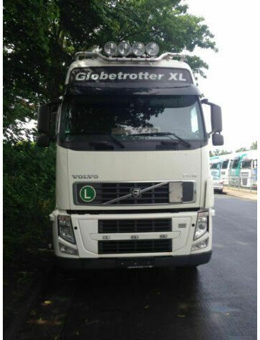 Volvo FH 440 G.Haus-Hochdach Euro:4 German Truck - 트랙터 유닛 : 사진 2 Volvo FH 440 G.Haus-Hochdach Euro:4 German Truck - 트랙터 유닛 : 사진 2