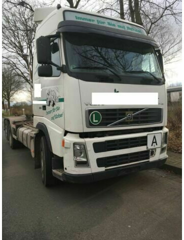 Volvo FH12-420 G.Haus 2xBett Klima Schaltgetriebe Reta - 후크 리프트 트럭 : 사진 2 Volvo FH12-420 G.Haus 2xBett Klima Schaltgetriebe Reta - 후크 리프트 트럭 : 사진 2