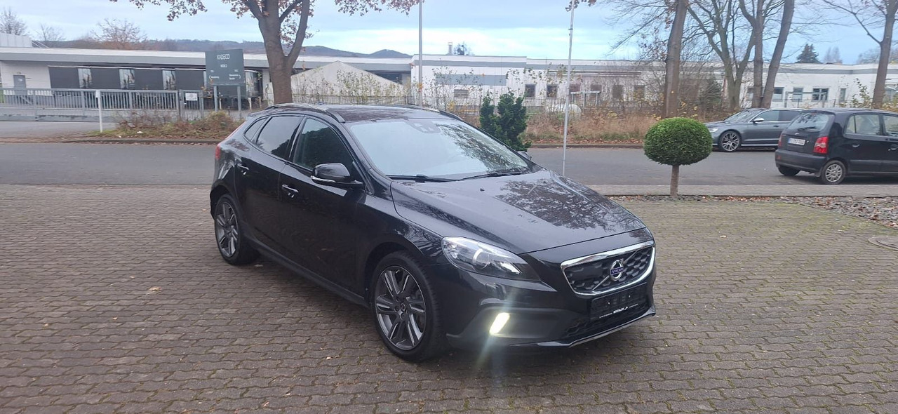 Volvo V40 Cross Country You! - SUV : 사진 1 Volvo V40 Cross Country You! - SUV : 사진 1