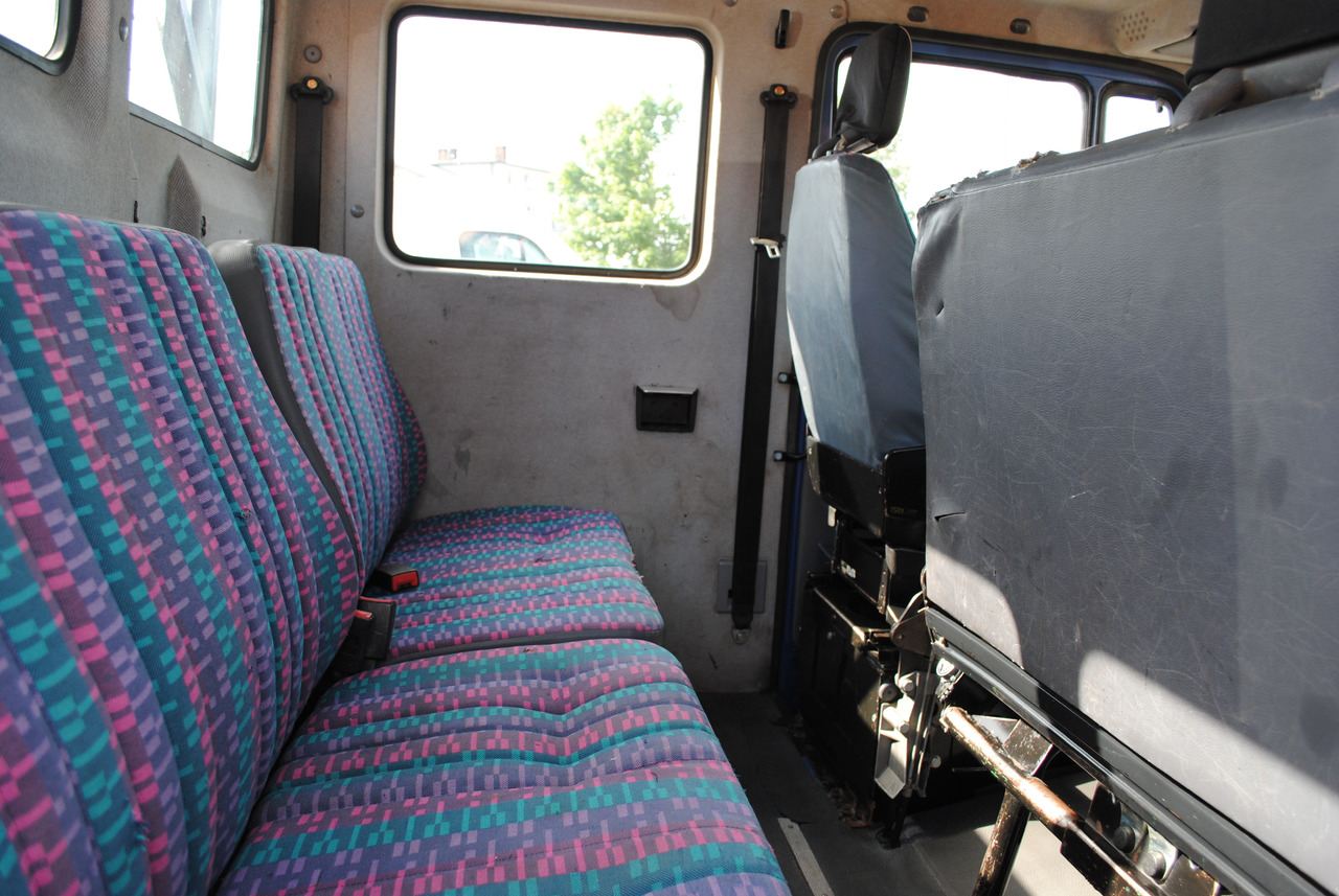 리스 Mercedes-Benz 711D Doka Dubel Kabina Pritsche Doppelkabine Mercedes-Benz 711D Doka Dubel Kabina Pritsche Doppelkabine : 사진 19