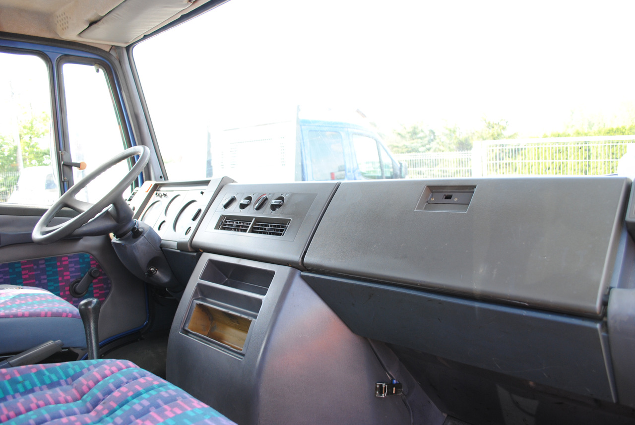 리스 Mercedes-Benz 711D Doka Dubel Kabina Pritsche Doppelkabine Mercedes-Benz 711D Doka Dubel Kabina Pritsche Doppelkabine : 사진 17