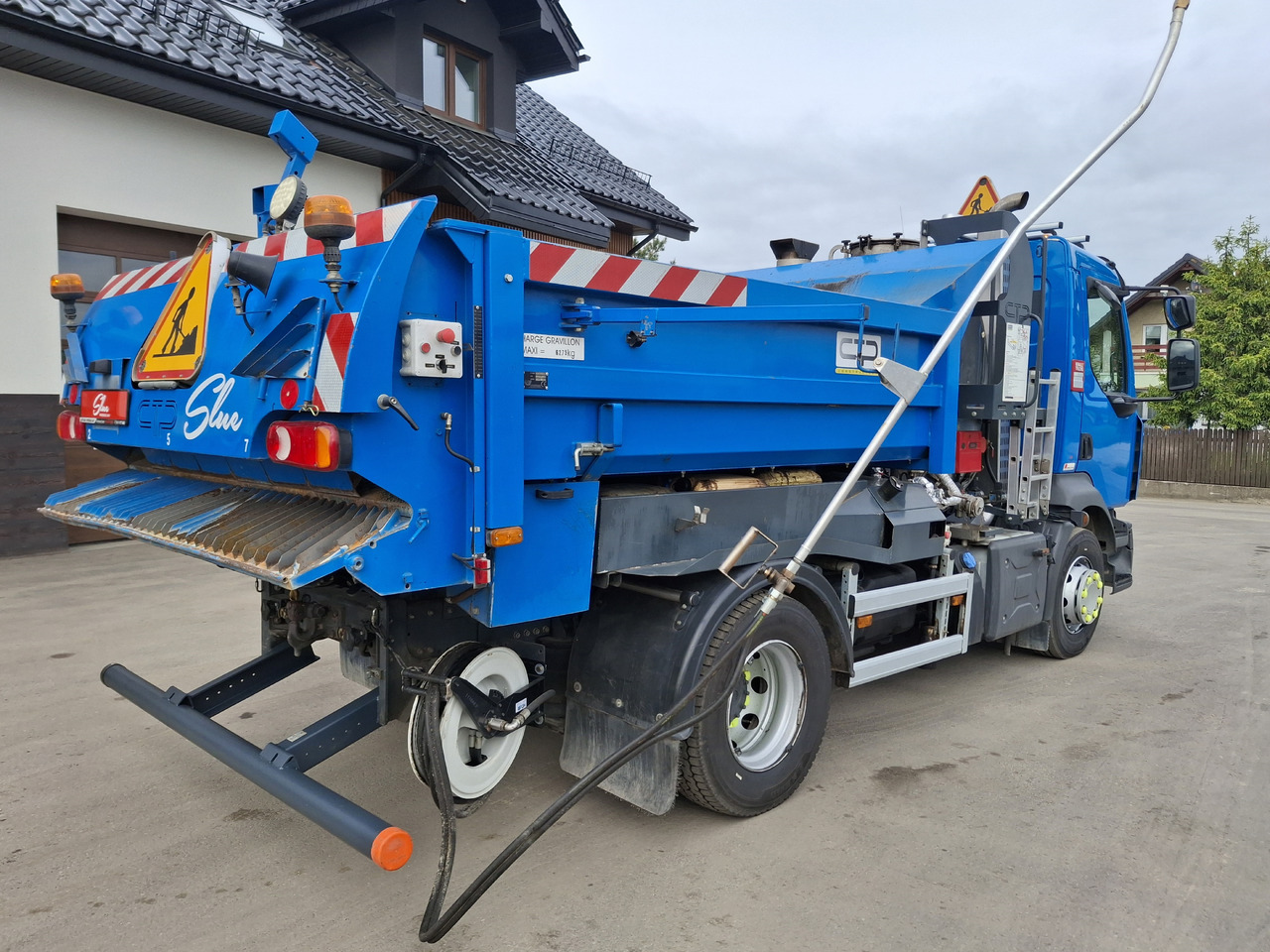 리스 Renault D16 Renault D16 : 사진 18