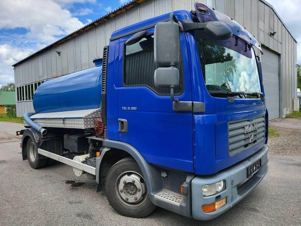 MAN TGL 8.180 4X2 VACUUM 4m³ - 진공 흡입 트럭 : 사진 5 MAN TGL 8.180 4X2 VACUUM 4m³ - 진공 흡입 트럭 : 사진 5