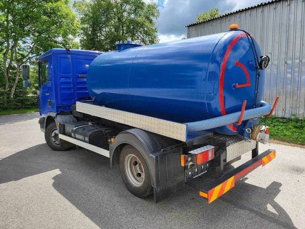 MAN TGL 8.180 4X2 VACUUM 4m³ - 진공 흡입 트럭 : 사진 3 MAN TGL 8.180 4X2 VACUUM 4m³ - 진공 흡입 트럭 : 사진 3