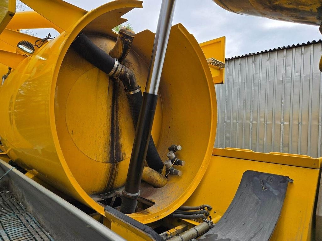 Scania R420 6X2 ADR AMPHITECH VORTEX 13m³ - 진공 흡입 트럭 : 사진 4 Scania R420 6X2 ADR AMPHITECH VORTEX 13m³ - 진공 흡입 트럭 : 사진 4