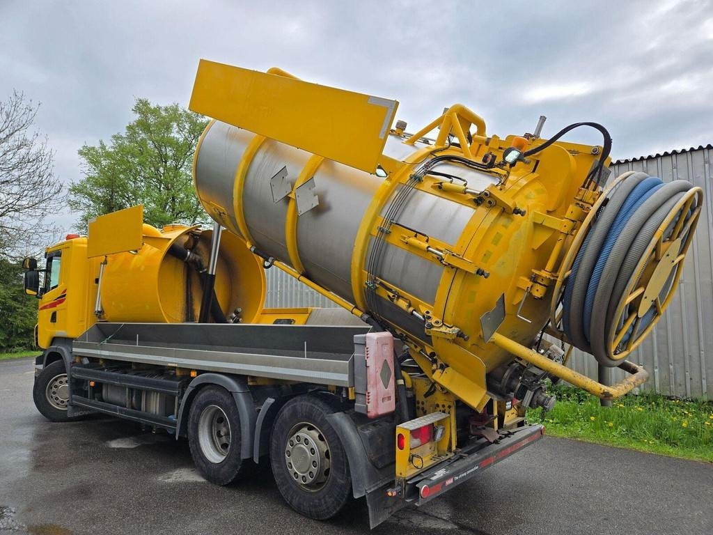 Scania R420 6X2 ADR AMPHITECH VORTEX 13m³ - 진공 흡입 트럭 : 사진 2 Scania R420 6X2 ADR AMPHITECH VORTEX 13m³ - 진공 흡입 트럭 : 사진 2