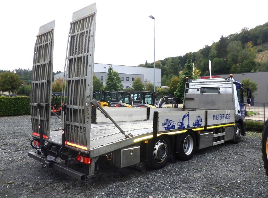 Mercedes-Benz Antos 2533 L Maschinentransporter - 자동 운반 장치 트럭 : 사진 5 Mercedes-Benz Antos 2533 L Maschinentransporter - 자동 운반 장치 트럭 : 사진 5