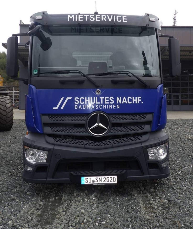 Mercedes-Benz Antos 2533 L Maschinentransporter - 자동 운반 장치 트럭 : 사진 3 Mercedes-Benz Antos 2533 L Maschinentransporter - 자동 운반 장치 트럭 : 사진 3