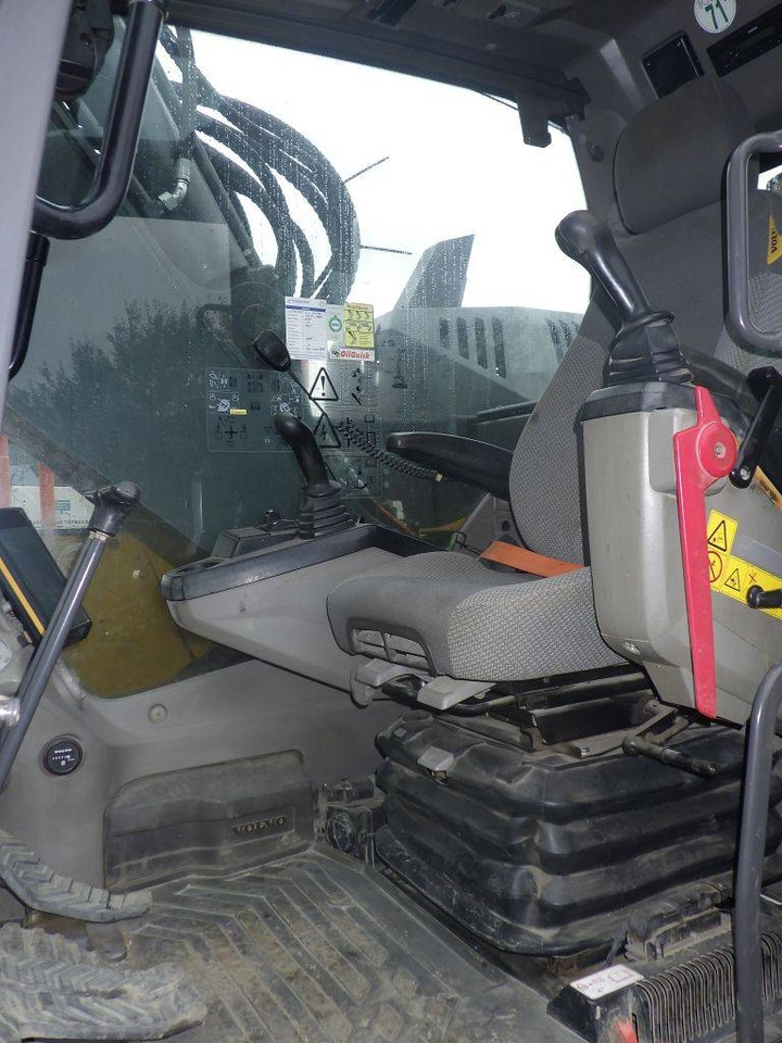 Volvo ECR 235 E - 크롤러 굴삭기 : 사진 5 Volvo ECR 235 E - 크롤러 굴삭기 : 사진 5
